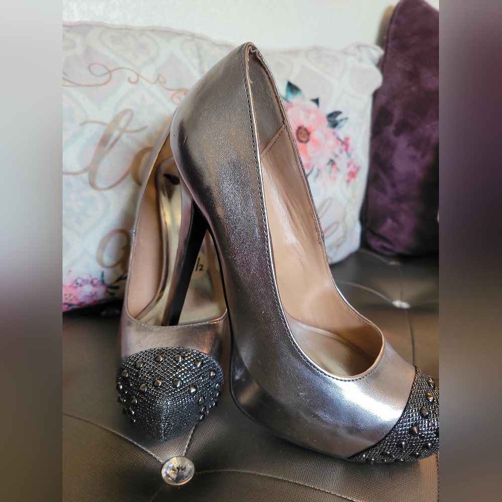 Penny Loves Kenny Heels